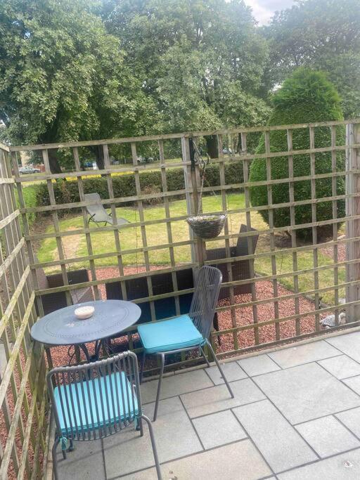 Lovely 2 Bedroom With Private Garden Edinburgh Exterior photo